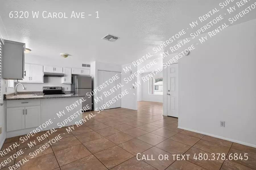 6320 W Carol Ave Glendale, AZ 85302 photo 3
