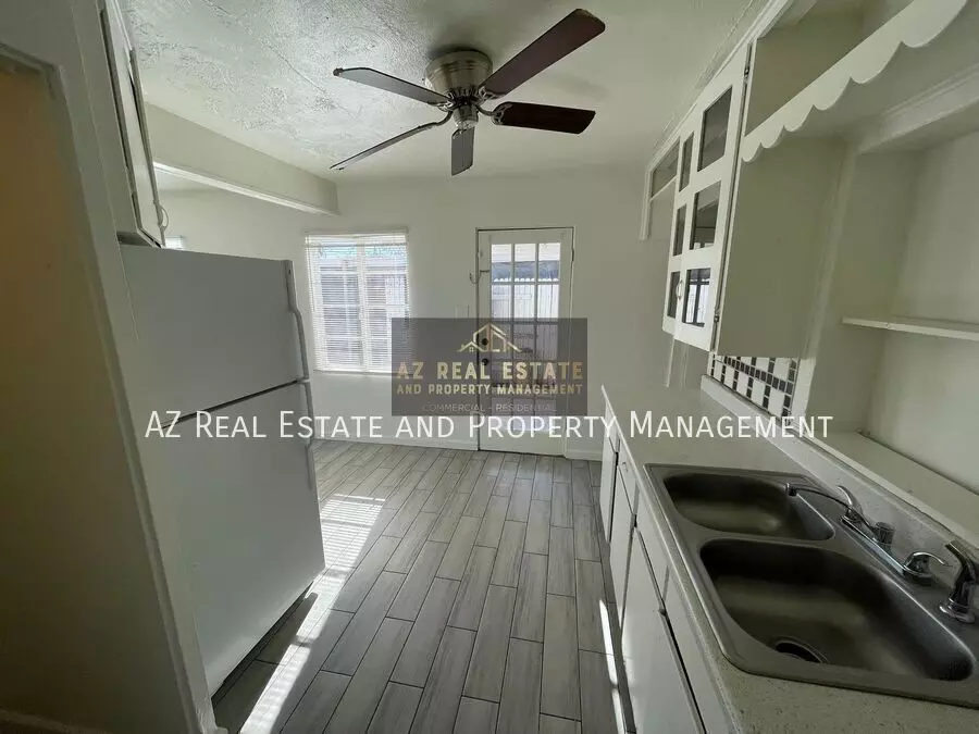 7210 North 55th Drive, Glendale, AZ 85301 photo 2