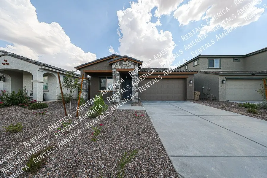 8725 W Windsor Blvd photo 4