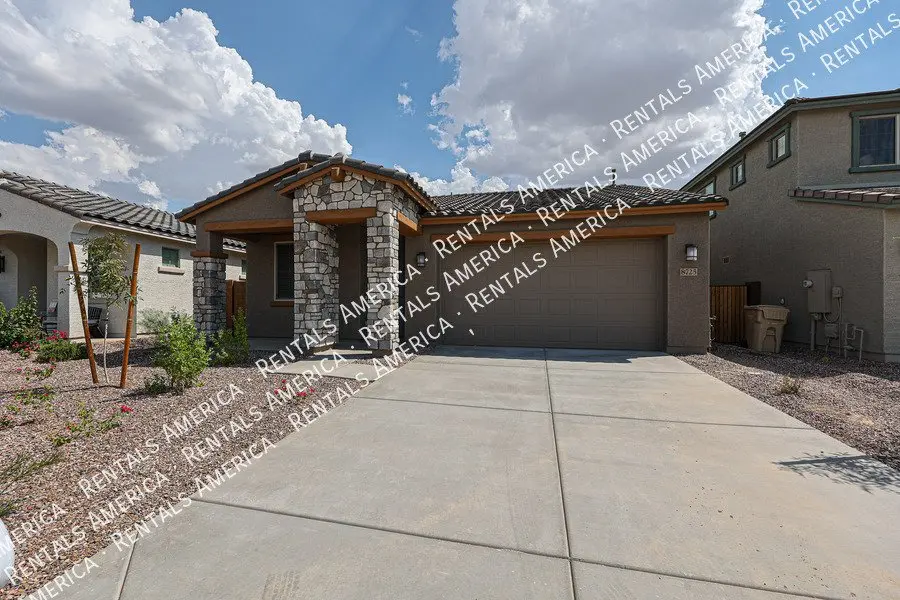 8725 W Windsor Blvd photo 5