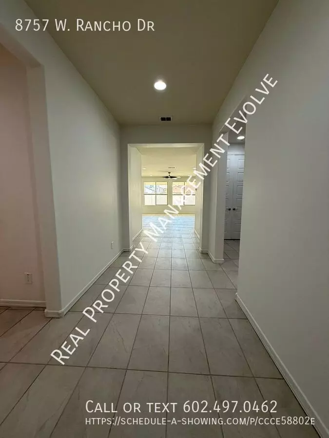 8757 W Rancho Drive photo 2