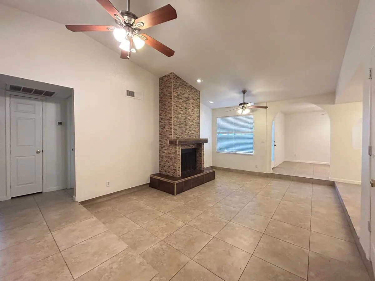 6209 W Nancy Rd Glendale, AZ 85306