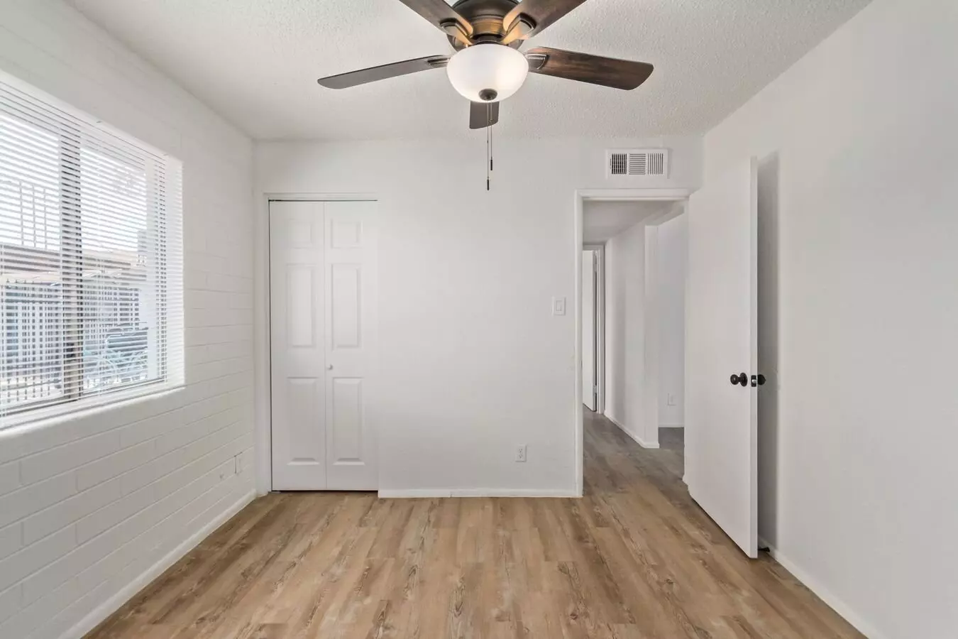 Maverick West Apartments photo 4