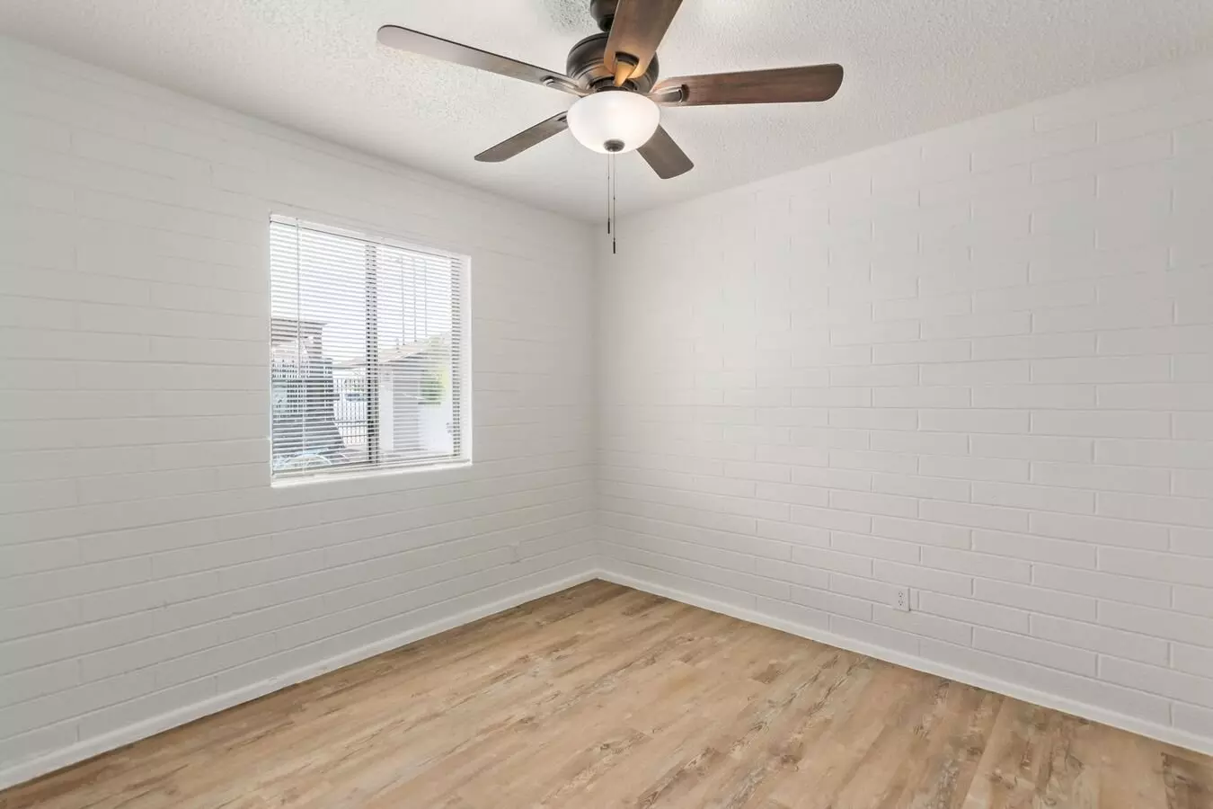 Maverick West Apartments photo 5