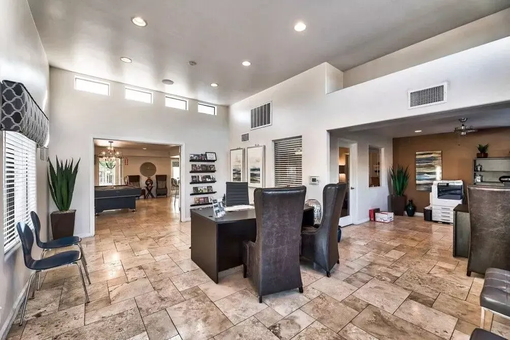 Union Hills Estates photo 3