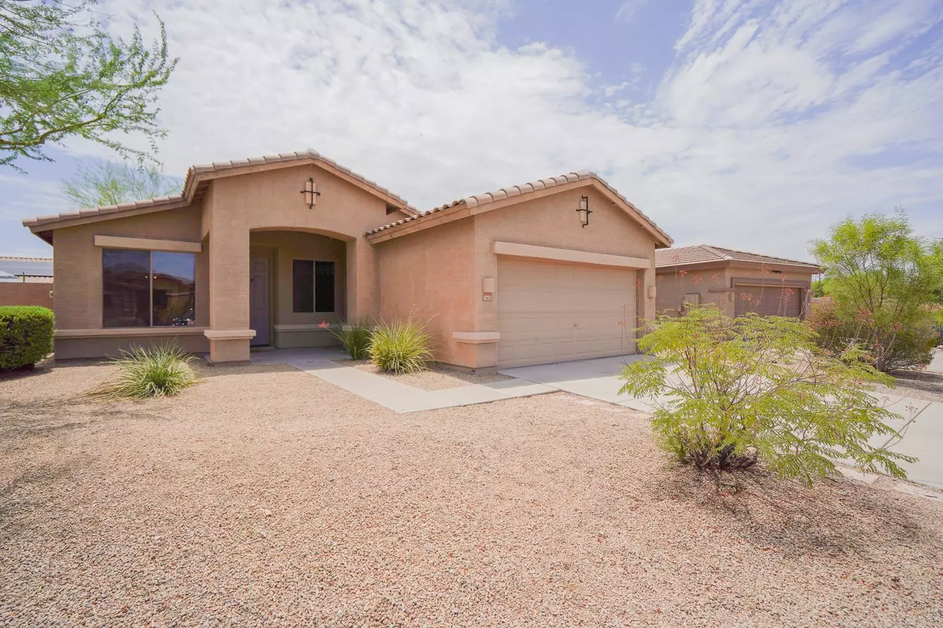 17633 W Wind Song Ave photo 2