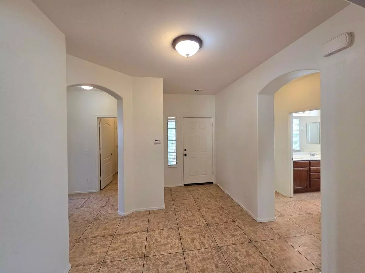 16964 West Cocopah Street, Goodyear, AZ 85338 photo 2