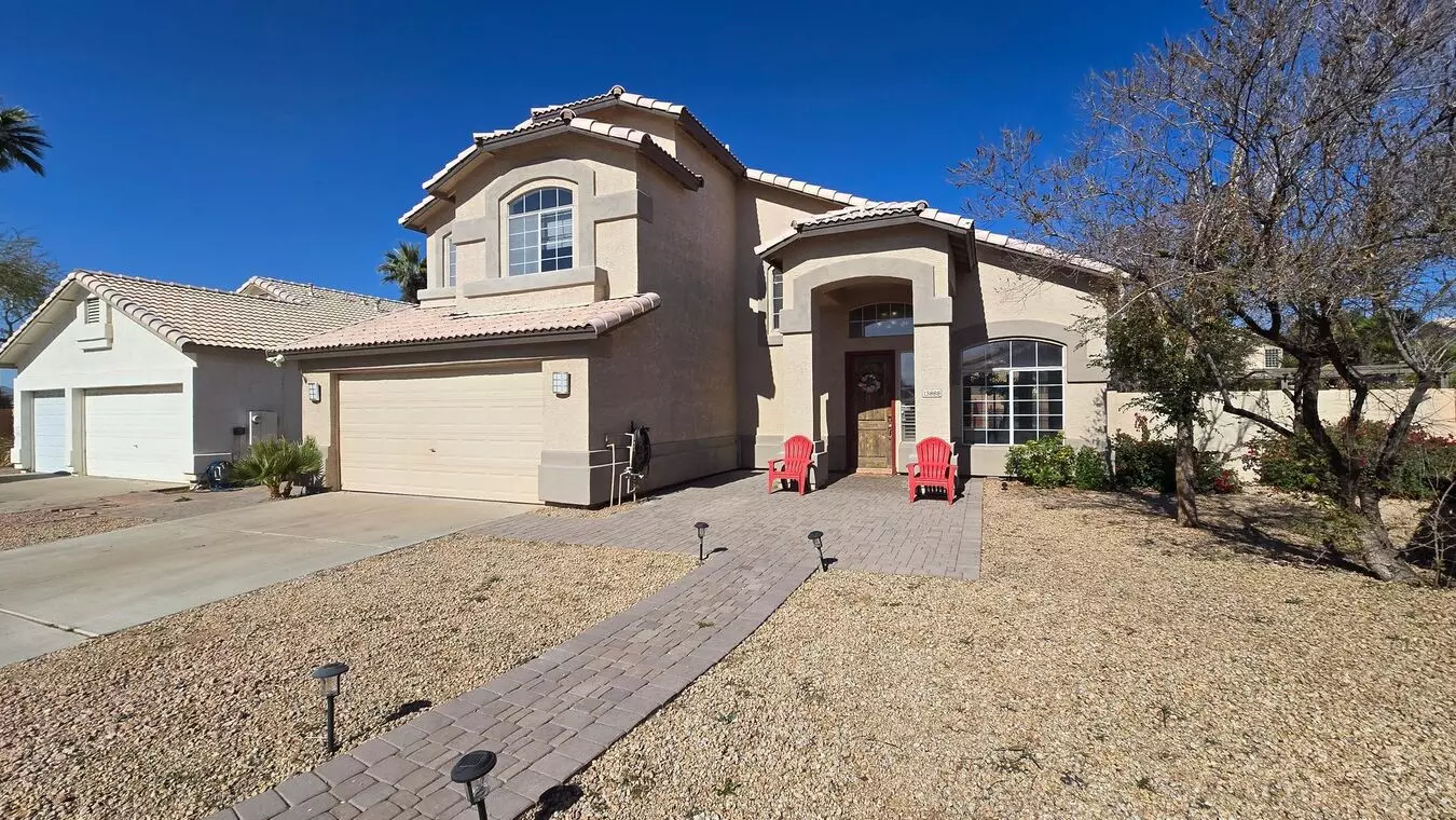 13874 West Wilshire Drive, Goodyear, AZ 85395 photo 2