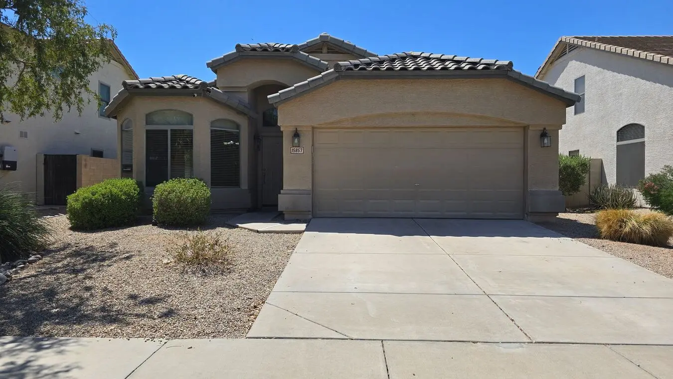 New Carpet....great House For The Money In Estrella Mountain Ranch!