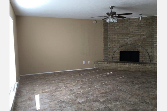 1421 Independence Trail photo 3