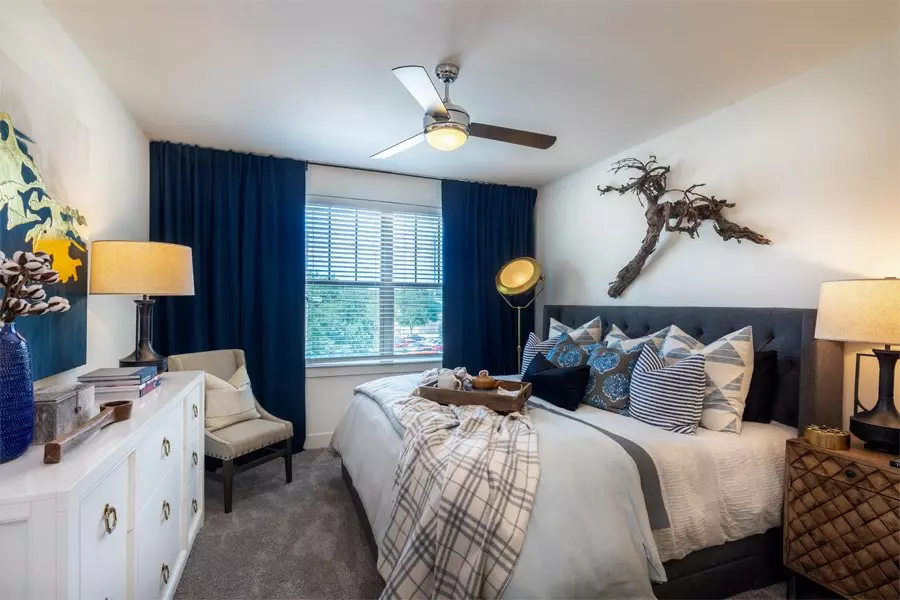 400 East Dallas Road, Grapevine, TX 76051 photo 4