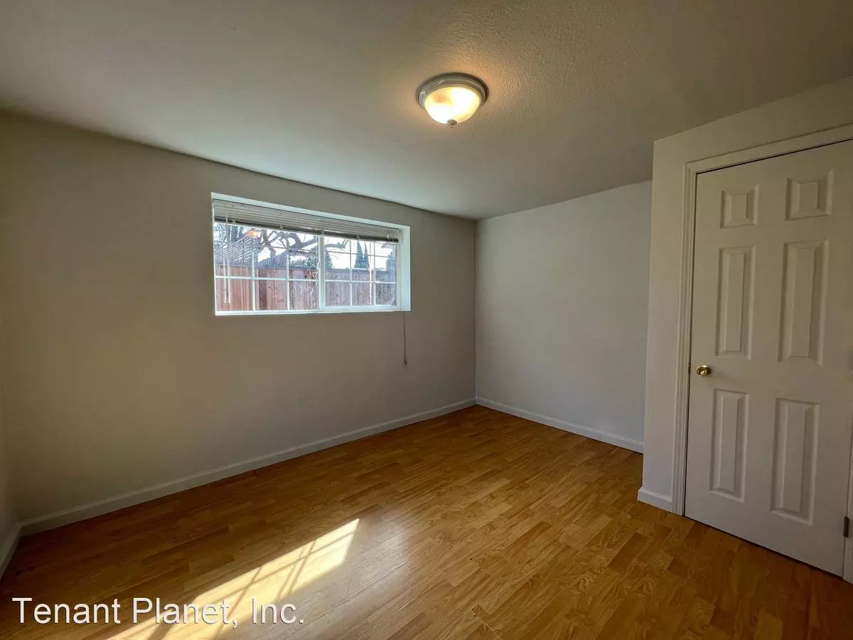 181 Hampton Road, Hayward, CA 94541 photo 4