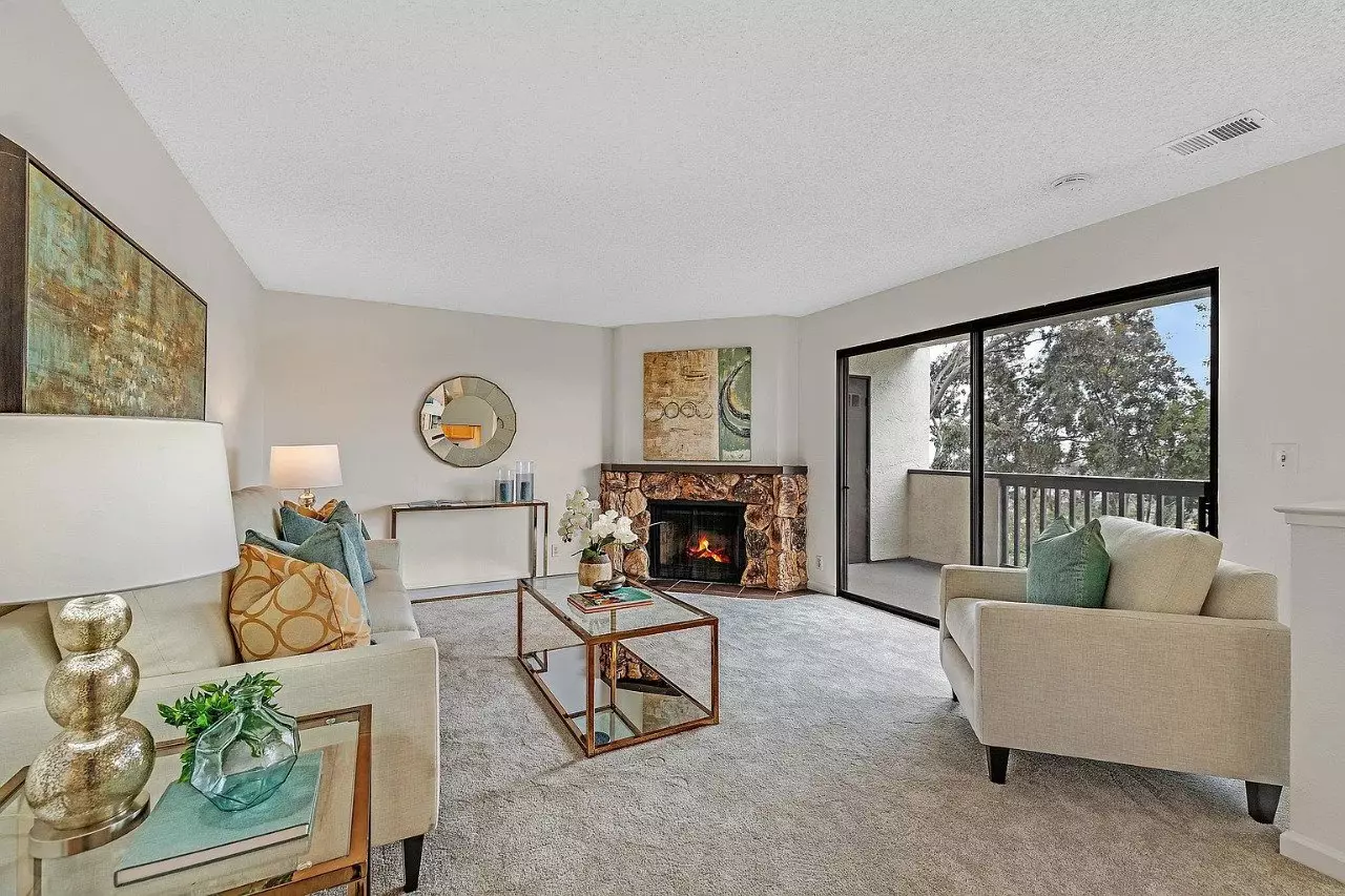 21109 Gary Dr photo 2