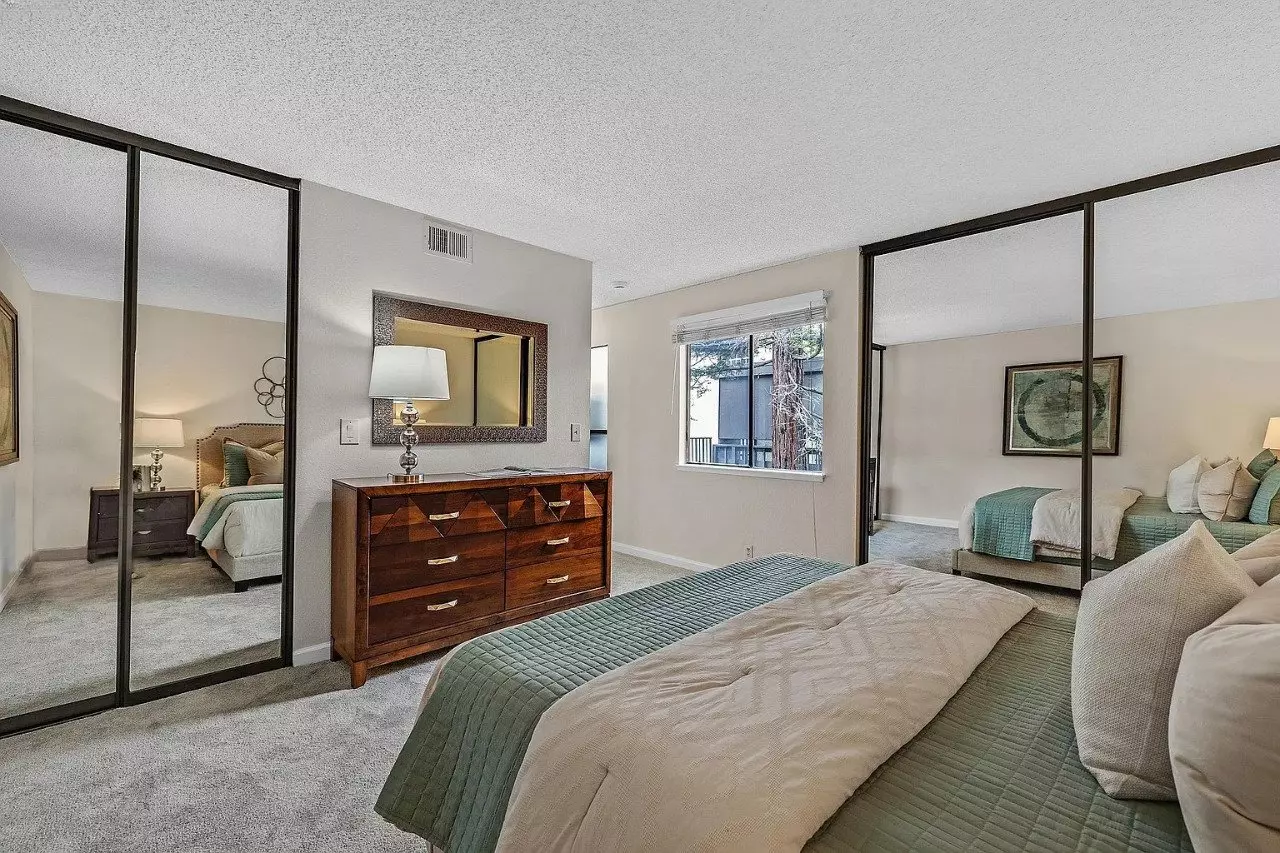 21109 Gary Dr photo 4