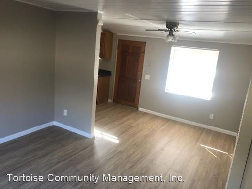 22307 S Garden Ave photo 4