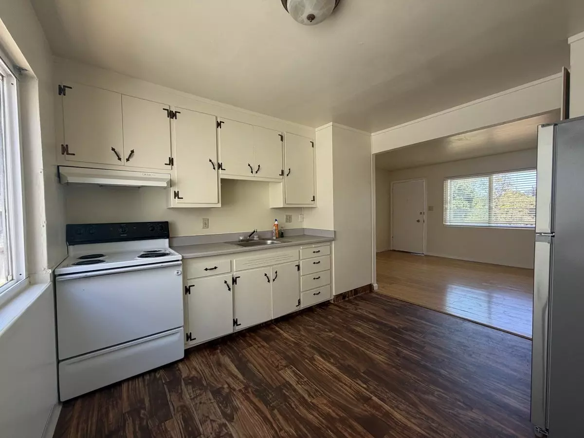 22412 Rockaway Ln photo 3