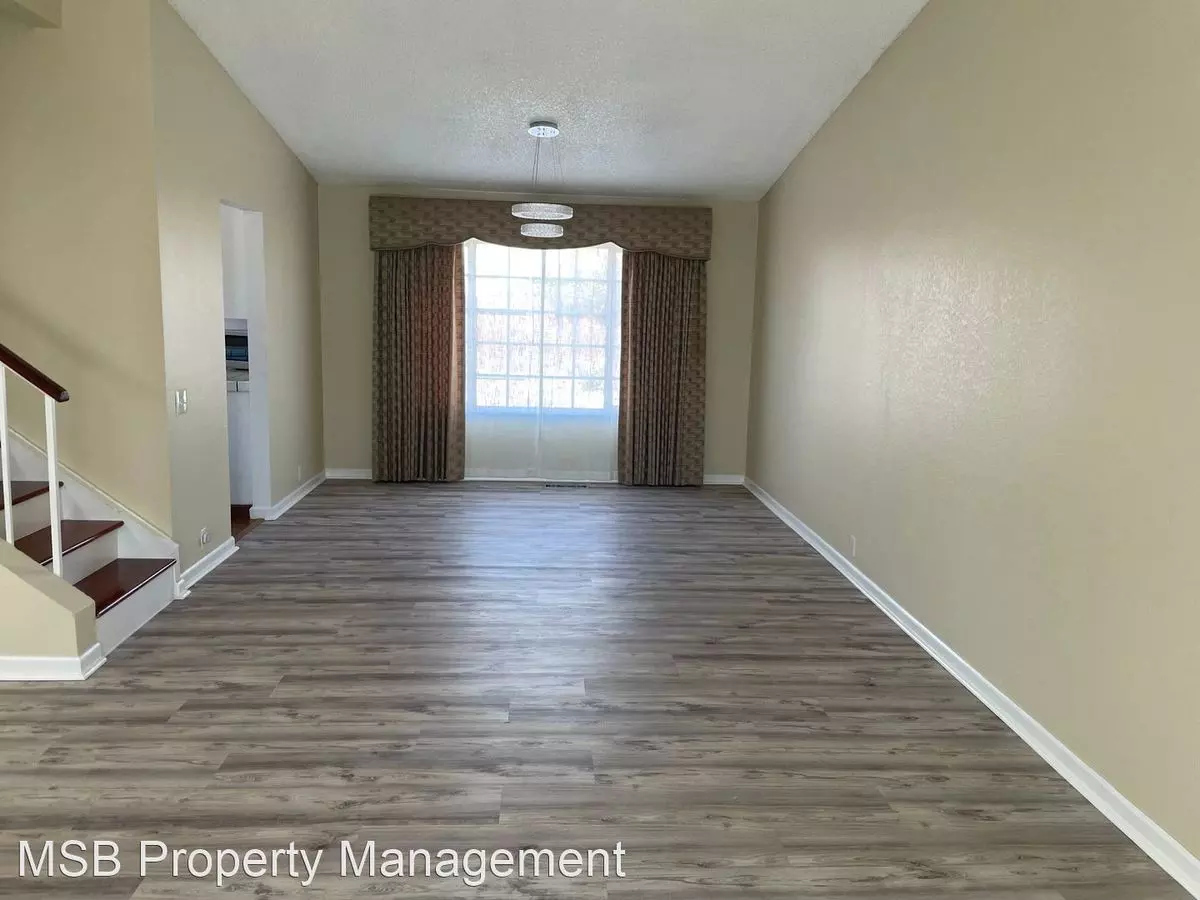 4 Bedroom Home in Hayward photo 4