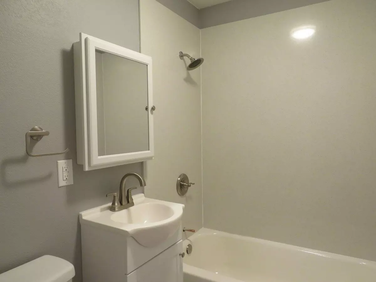 24497 &amp; 24499 Leona Dr photo 4