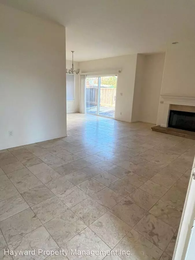 28187 Saint Tropez Pl. photo 2