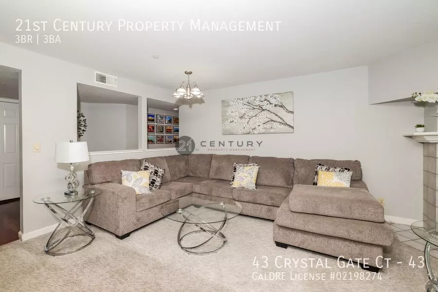 43 Crystal Gate Ct photo 3
