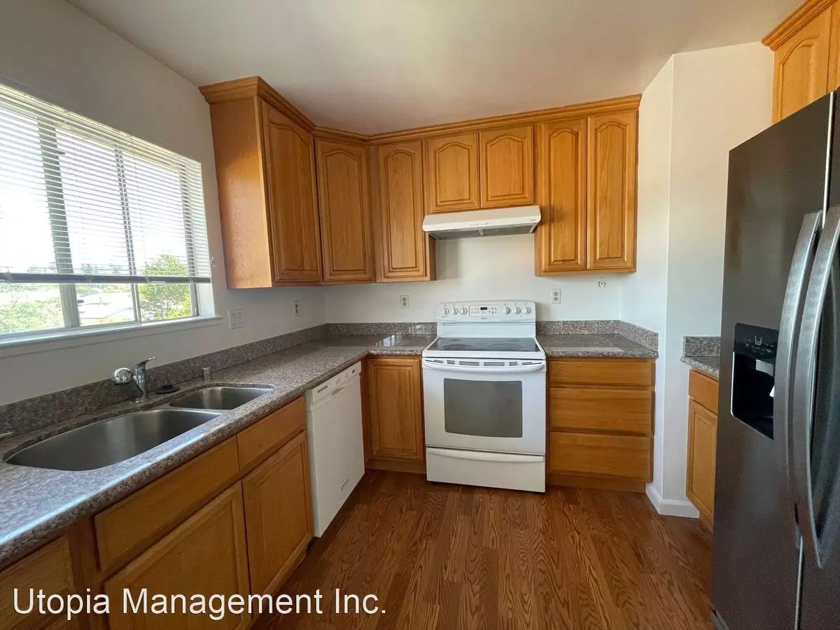 553 Dean Street, Hayward, CA 94541 photo 3