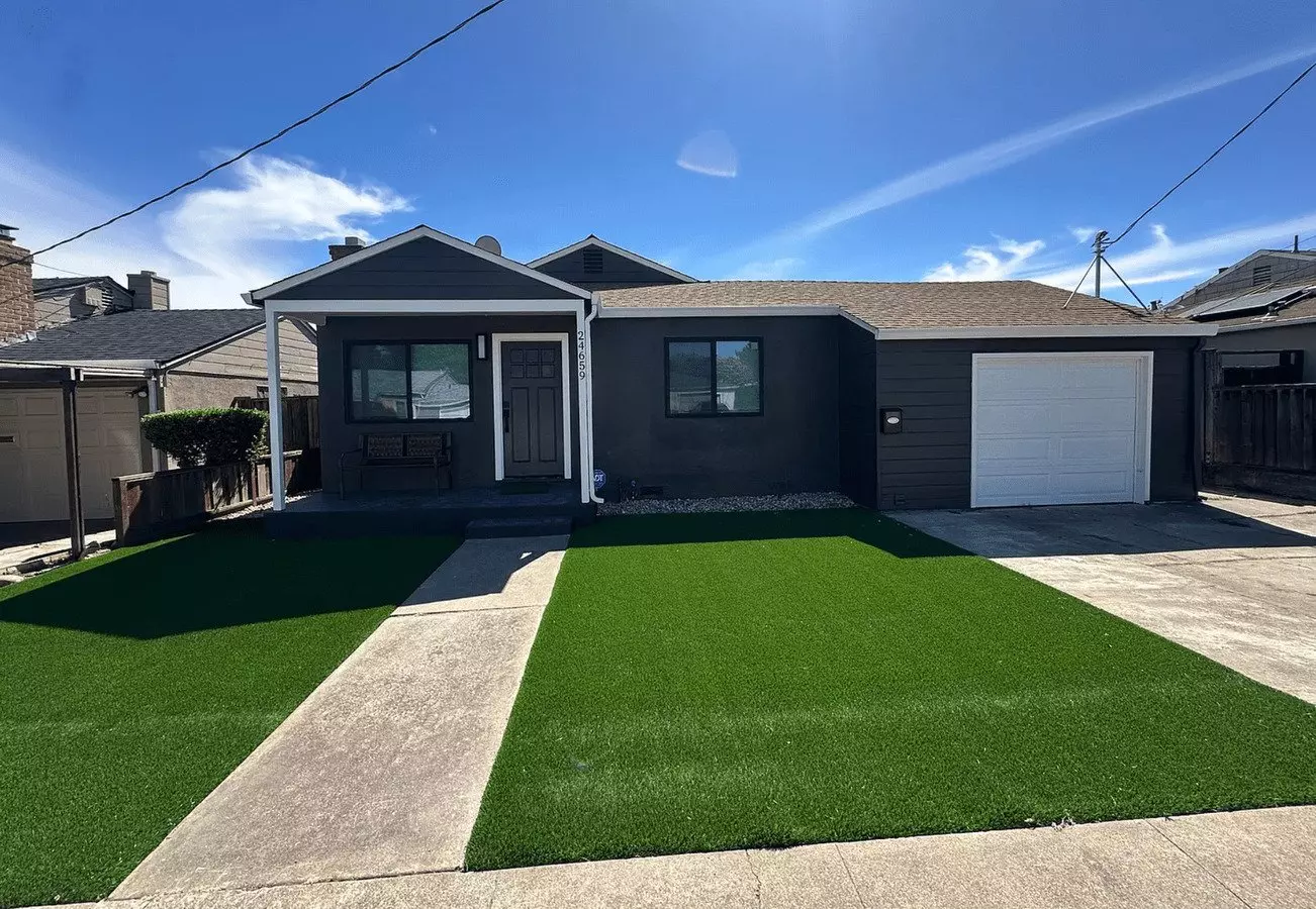 Beautiful Hayward 3/1! Please Read Entire Ad For Viewings photo 2