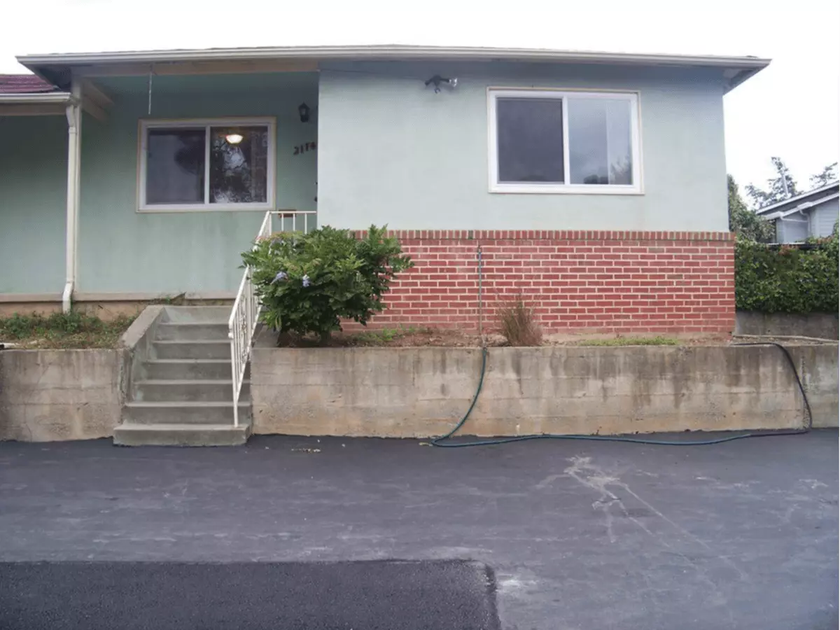 E Street Apartments photo 3