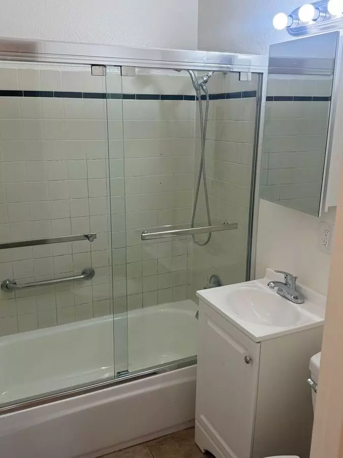Fully Remodeled 3 Bed / 2.5 Bath Home In Hayward's Cherryland Neighborhood photo 3