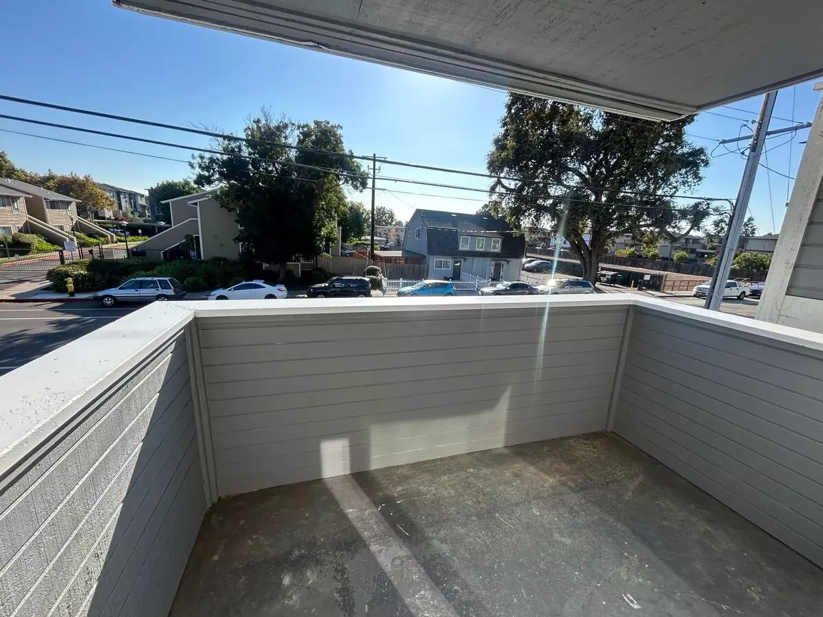Cherry Hill Apartments photo 2
