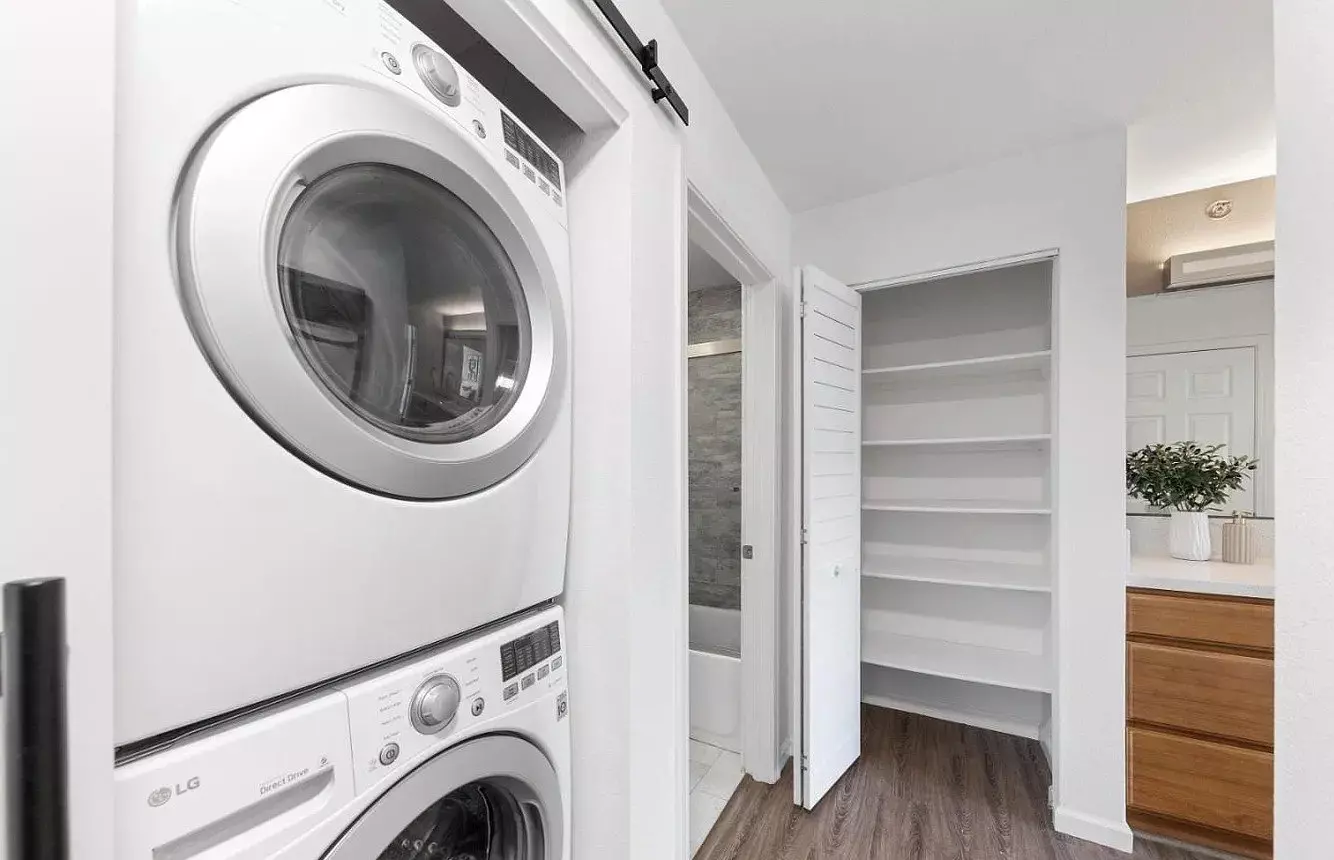 1BR/1BA floor plan
