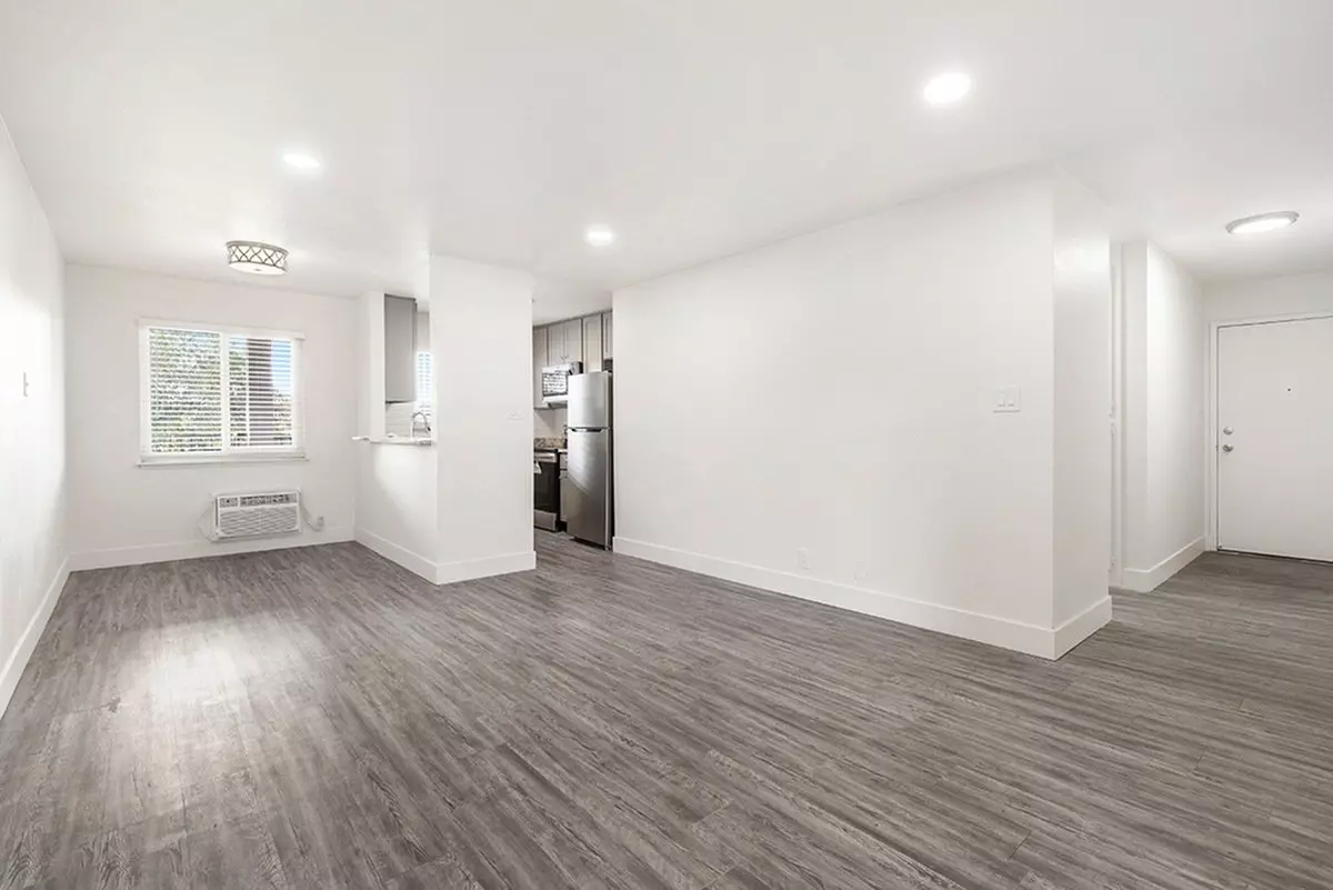 Spring Ridge Apartments photo 3