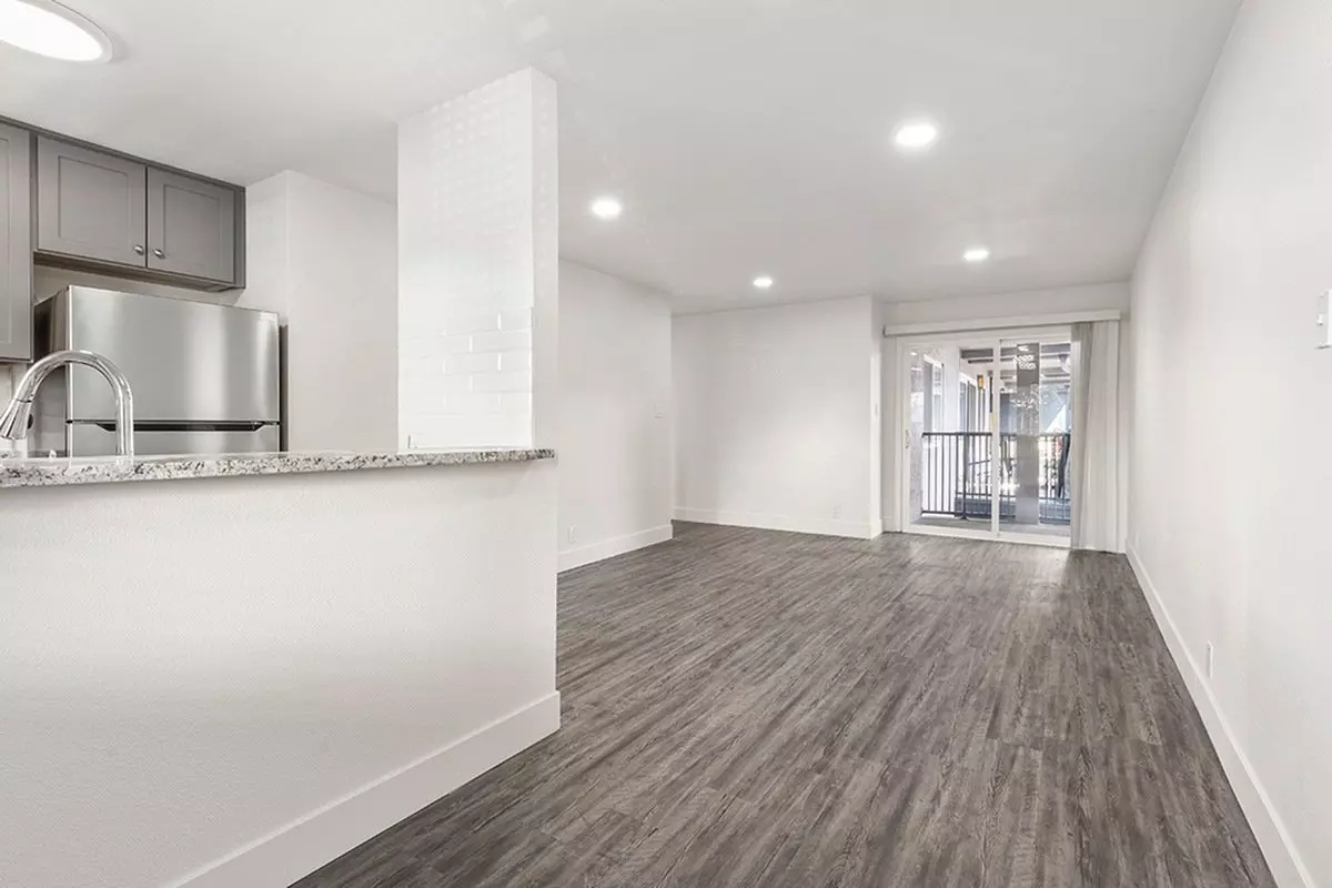 Spring Ridge Apartments photo 4