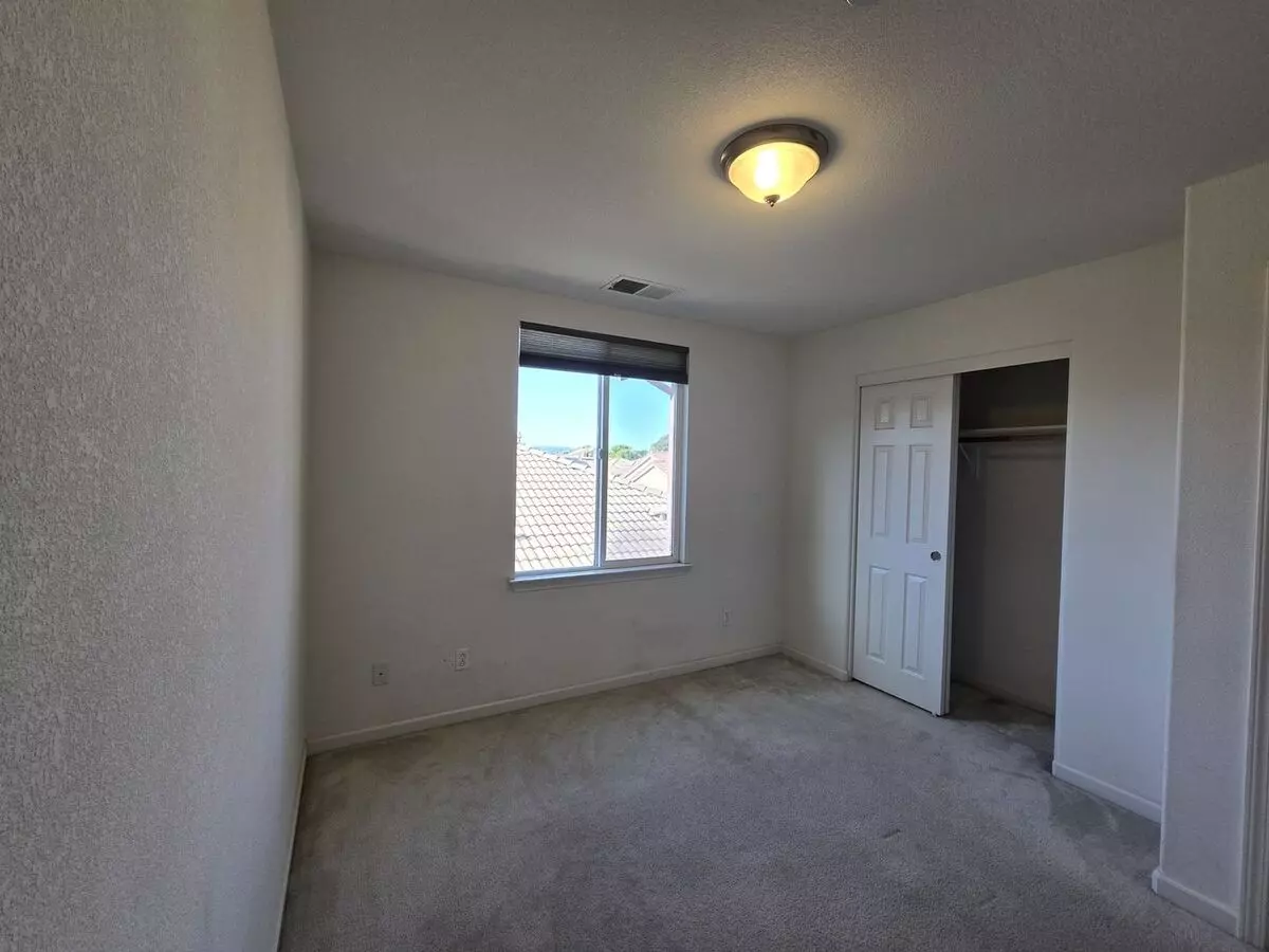 Stunning 3br 3.5 Bathroom House In Hayward photo 5