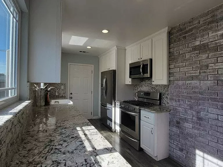 28022 Thackeray Avenue, Hayward, CA 94544 photo 4