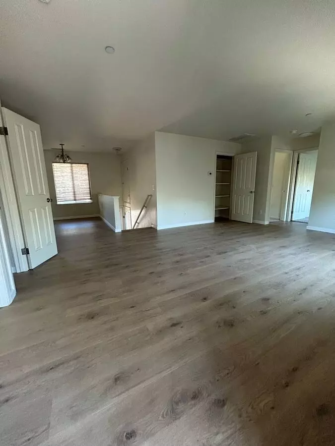 **your New Healdsburg Rental** photo 4