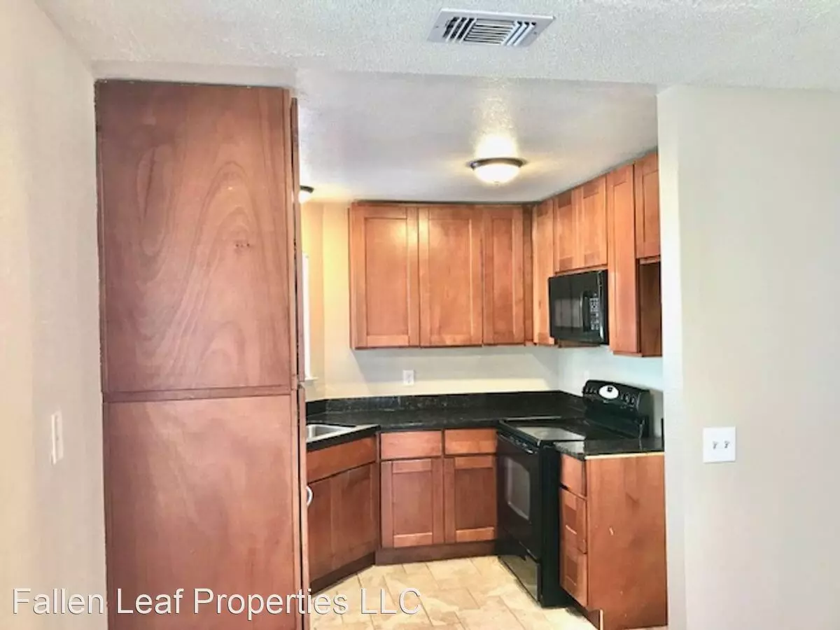 709 Windsor, Hercules, CA 94547 photo 2