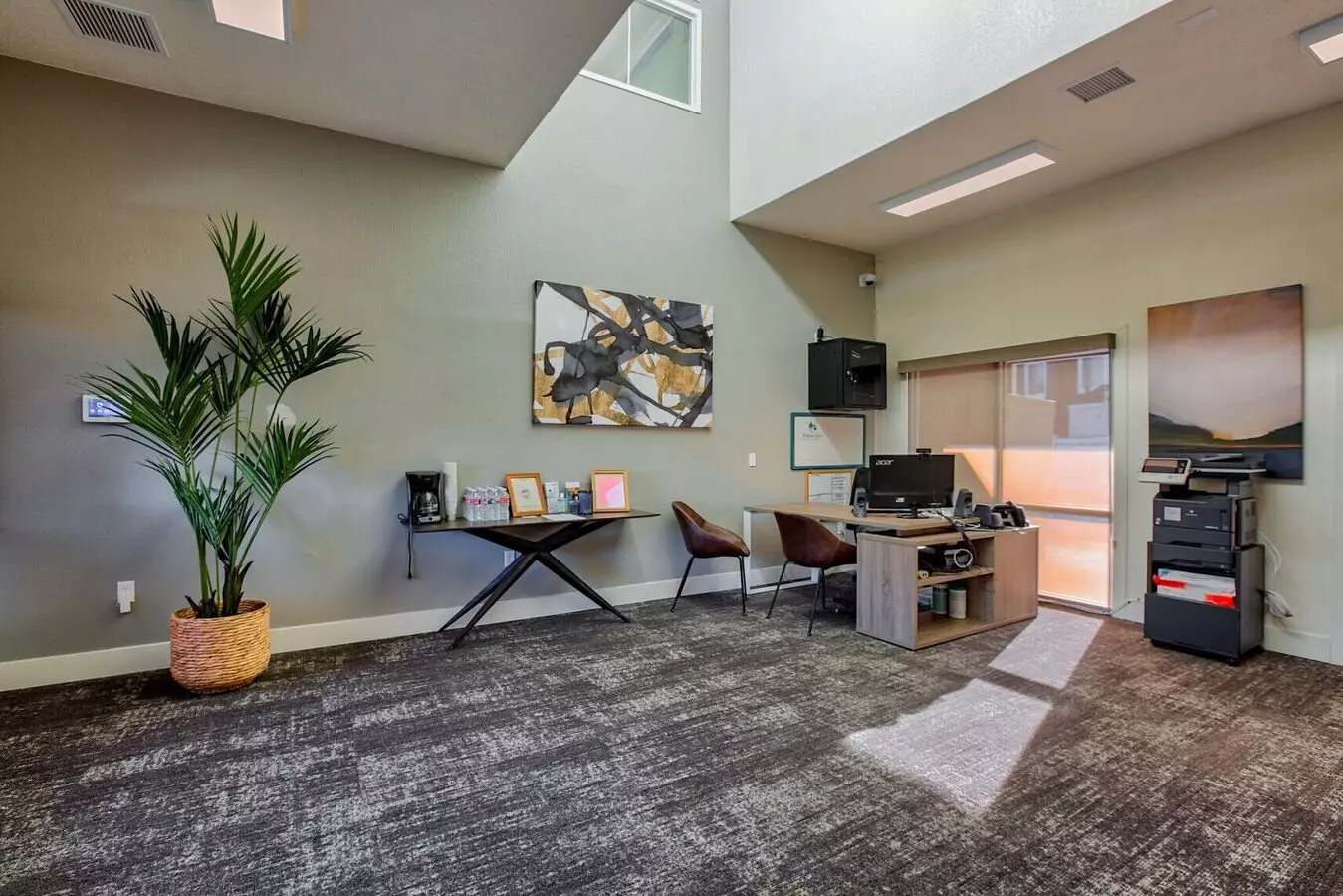 WILLOW GLEN APARTMENTS photo 4