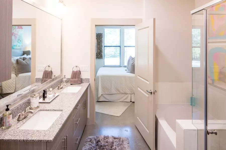 5722 West Lovers Lane, Dallas, TX 75209 photo 5