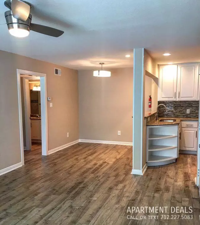 1007 Pinemont Drive, Houston, TX 77018 photo 4