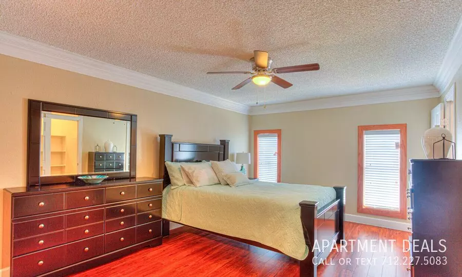 101112 Perthshire Road, Houston, TX 77079 photo 3