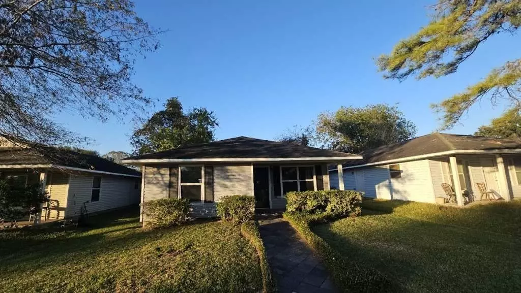 11919 Greenmesa Drive, Houston, TX 77044 photo 3