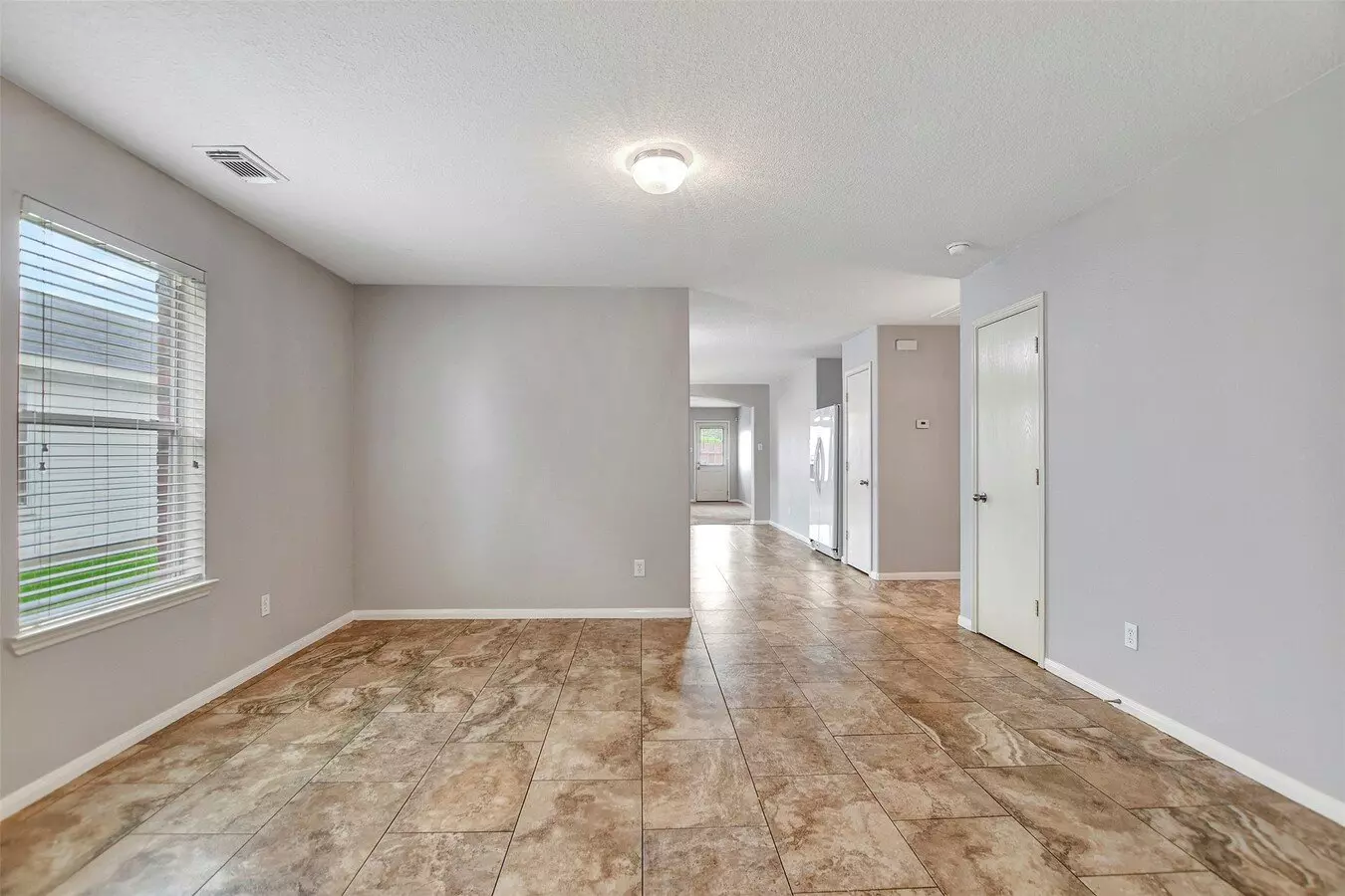 12319 Chute Forest Drive, Houston, TX 77014 photo 2