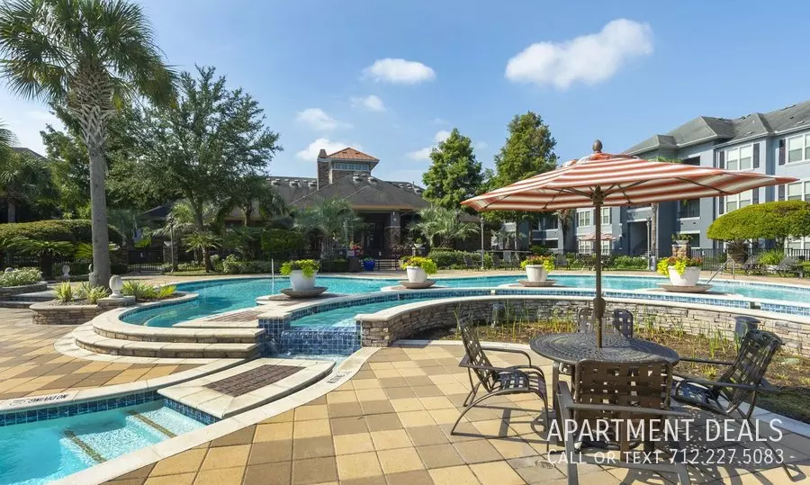 12436 Oxford Park Drive, Houston, TX 77082 photo 3