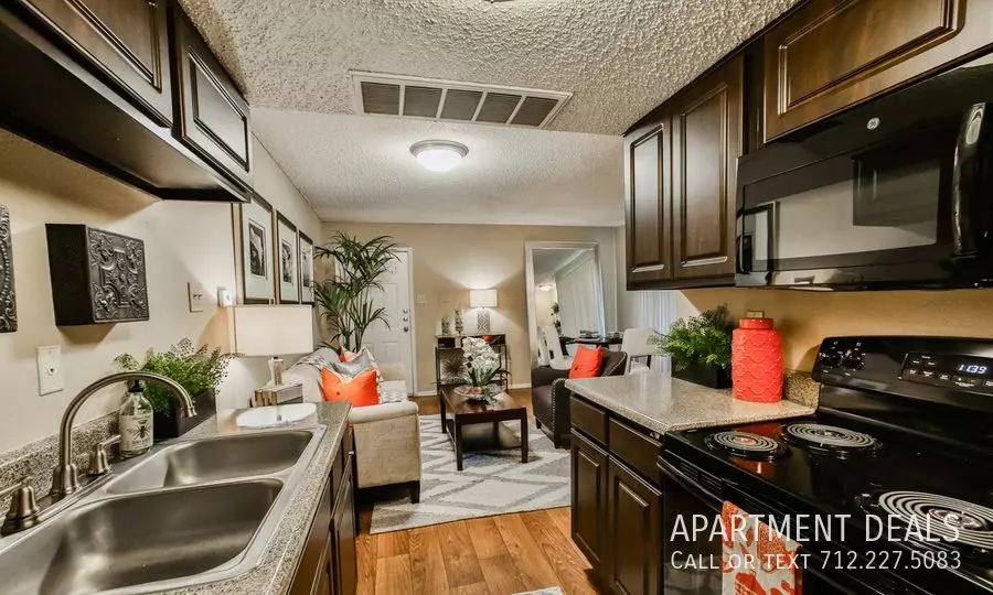 12516 Orleans Street, Houston, TX 77015 photo 3
