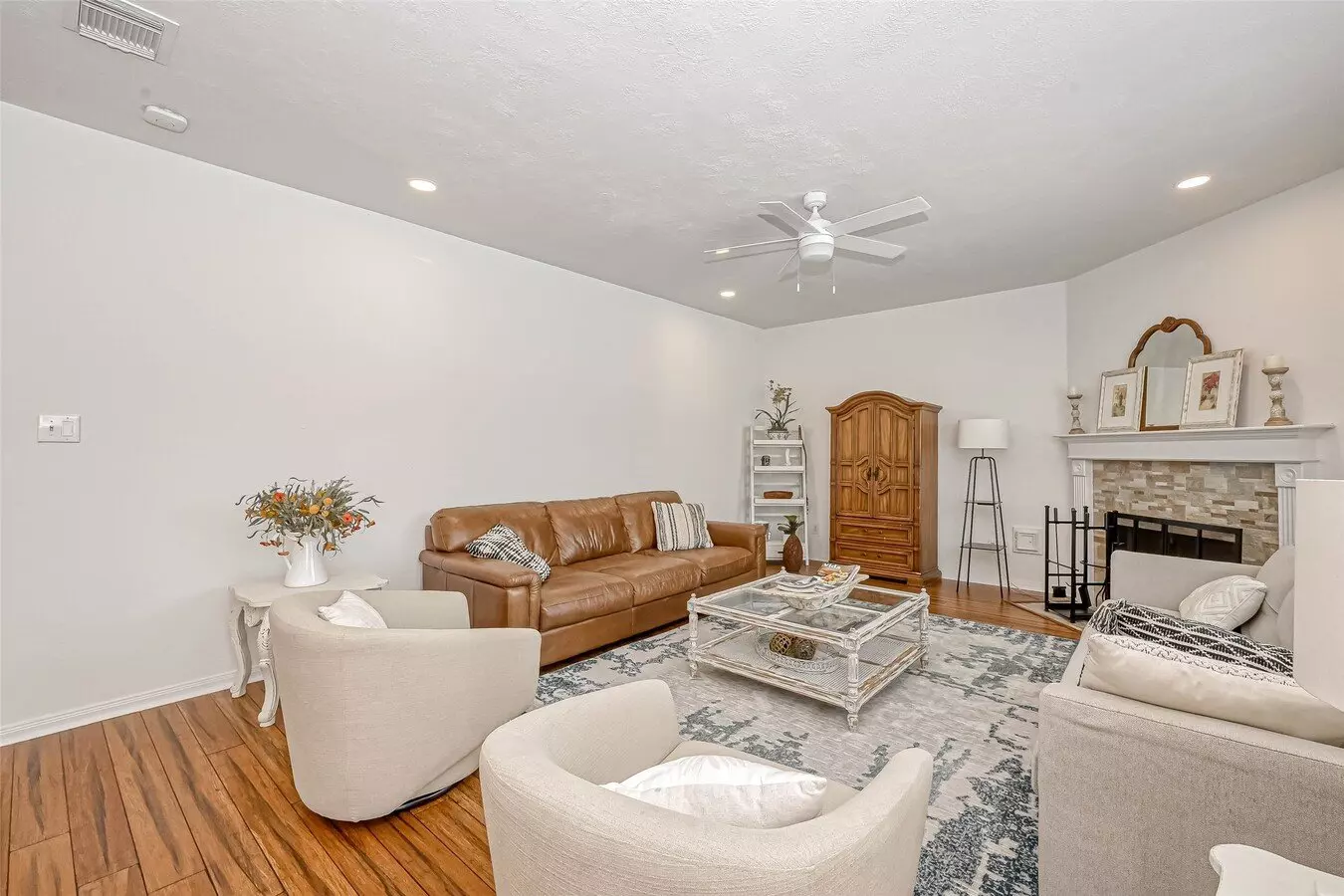 16535 Oat Mill Drive, Houston, TX 77095 photo 5