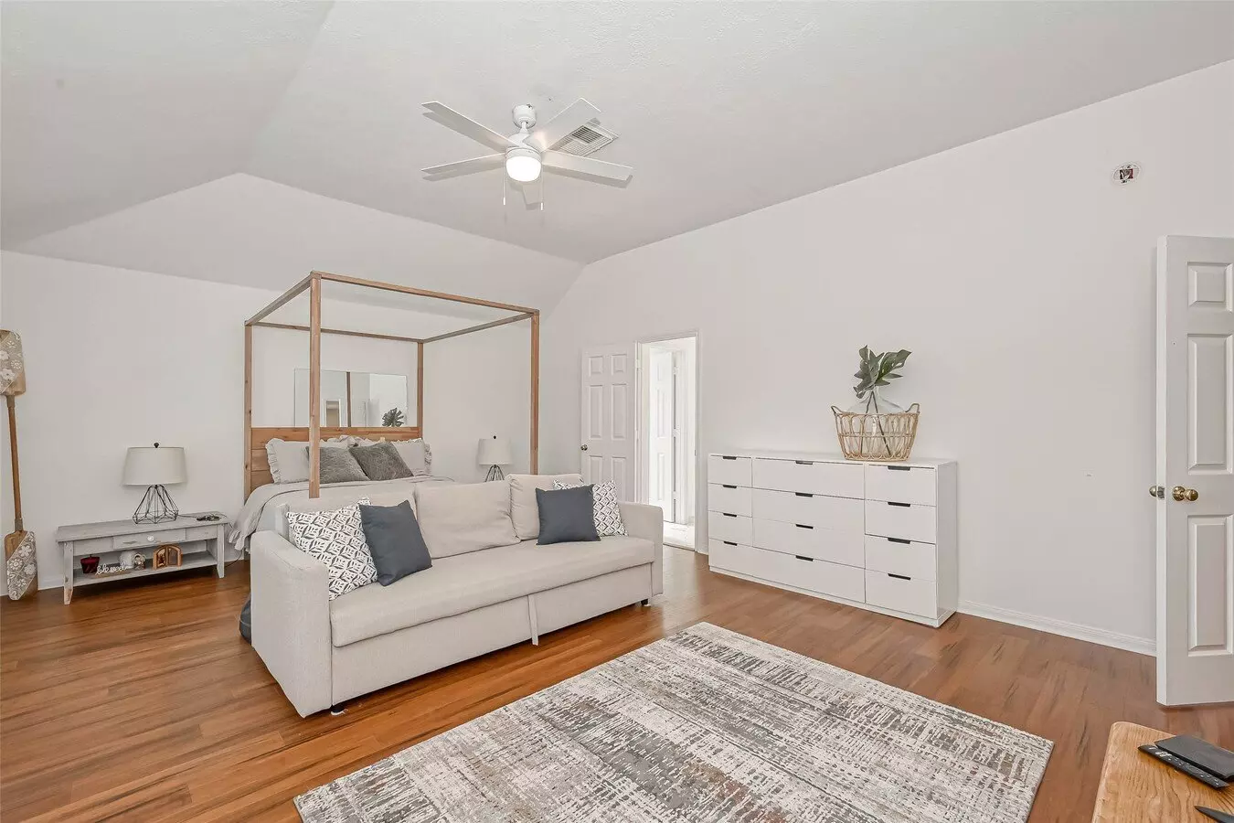 16535 Oat Mill Drive, Houston, TX 77095 photo 2