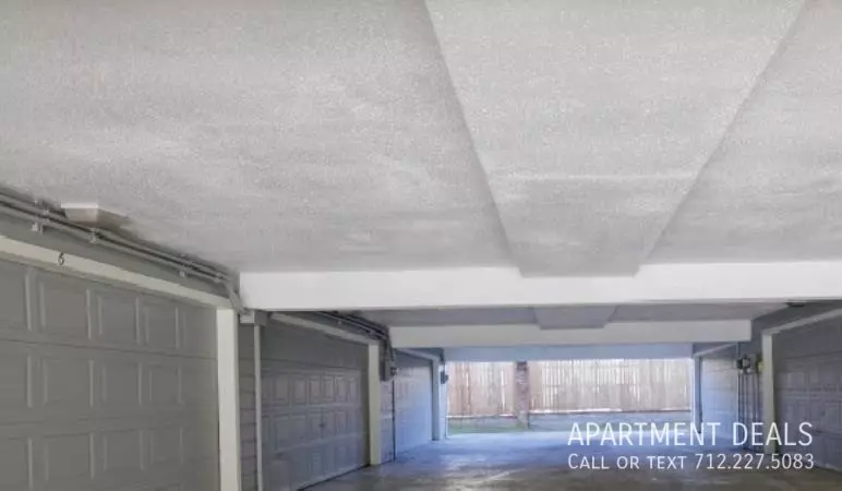 1924 Place Rebecca Lane, Houston, TX 77090 photo 4