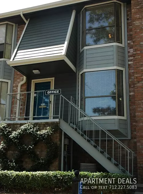 1924 Place Rebecca Lane, Houston, TX 77090 photo 5