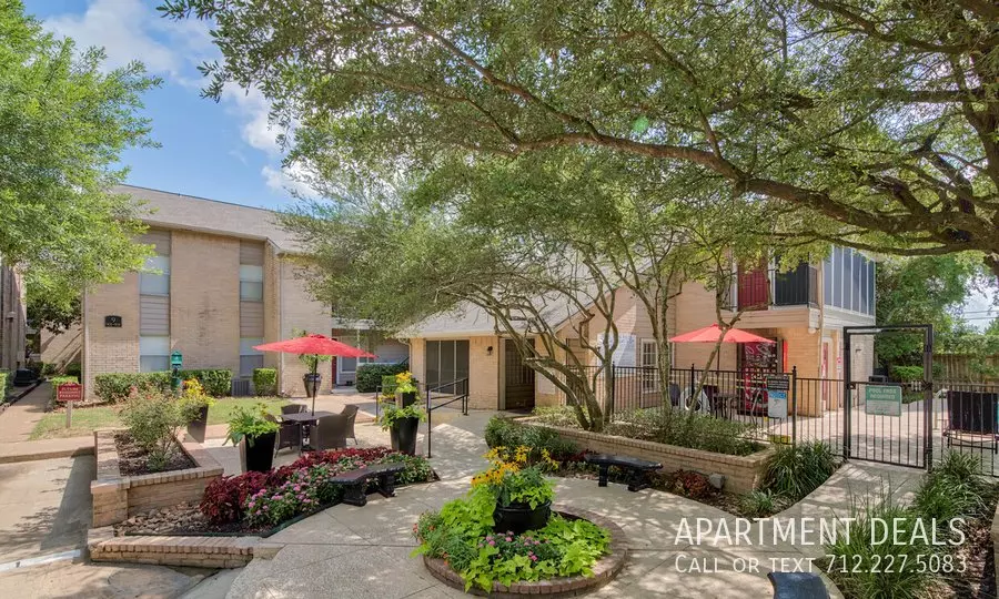 20436 Imperial Valley Drive, Houston, TX 77073 photo 4