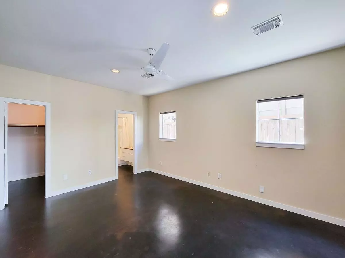 4313 Feagan Street, Houston, TX 77007 photo 3